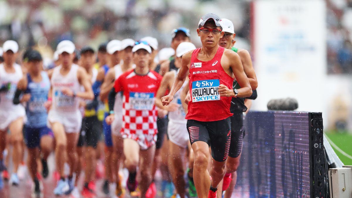 【MGC】陸上ファンも「半端ねえ」川内優輝が130回目のマラソンで10キロトップ　日本記録保持者の鈴木健吾は途中棄権