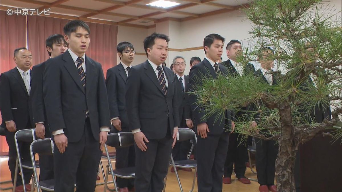 伊勢神宮の研修所で卒業式　神道を学び全国の神社へ