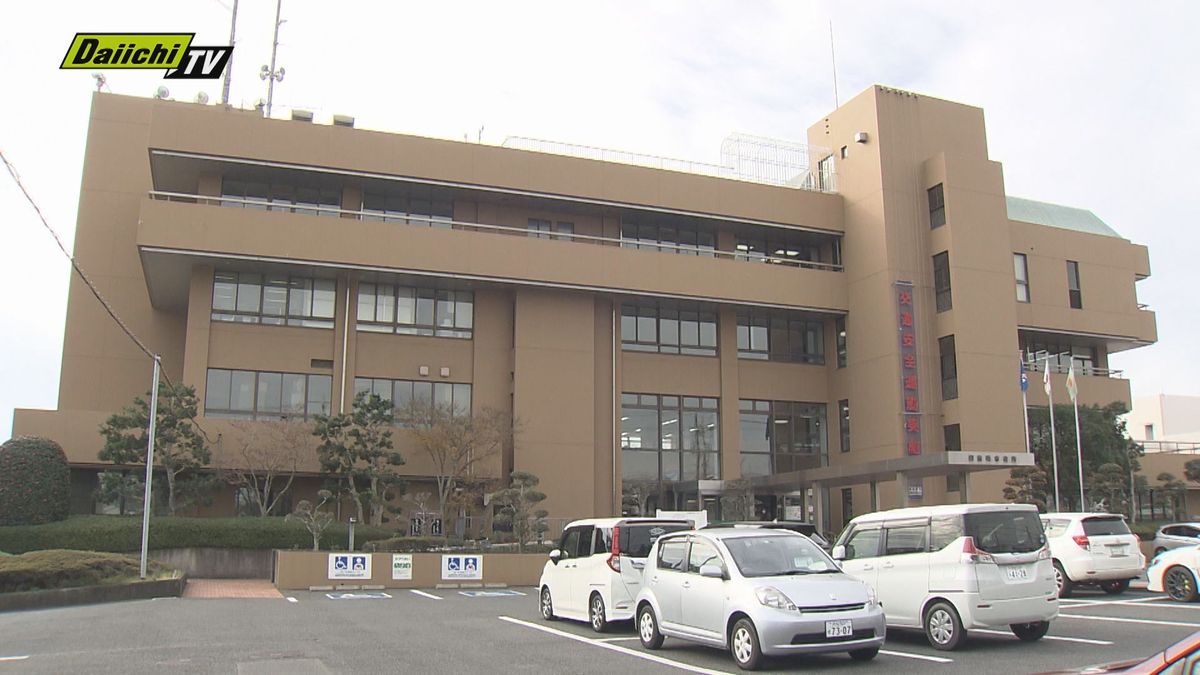 酒気帯びで単独事故起こし届け出せず逮捕…市老人保健施設所属の女性介護員を懲戒免職処分（静岡・御前崎市）