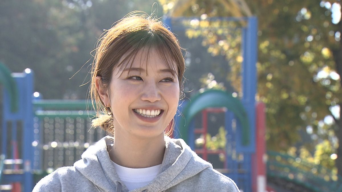 「神スイング」稲村亜美さんが講師 保育園児が野球の楽しさ体験 山梨県