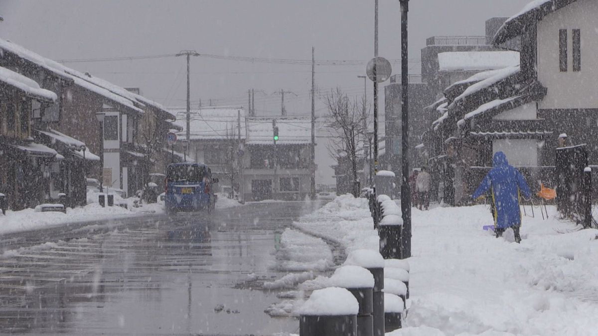 県内は大雪のピーク過ぎる　「予防的通止め」一部を除き解除　夕方まで交通障害など注意