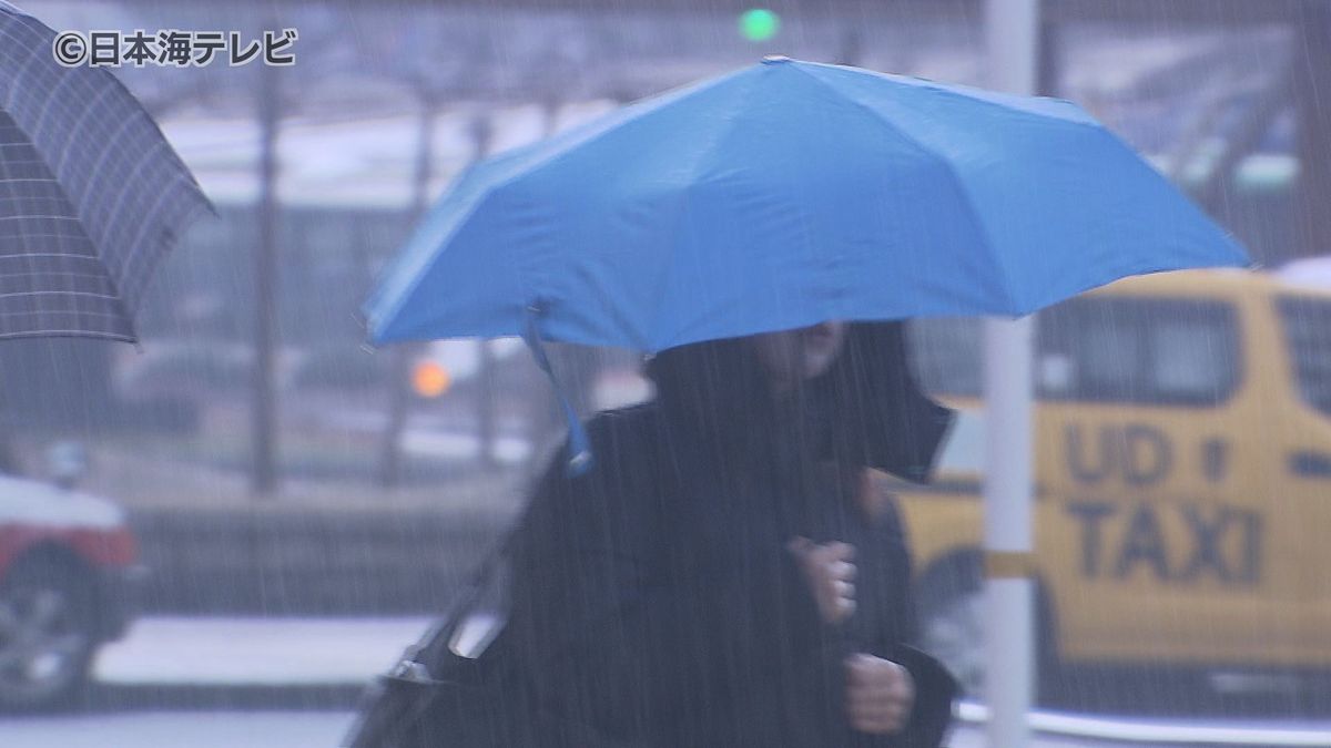 ほとんどの地点で最高気温は早朝に記録…　昼間も気温が上がらない一日に　18日以降は強い寒気が居座る予想で山沿いを中心に大雪の恐れ　山陰地方