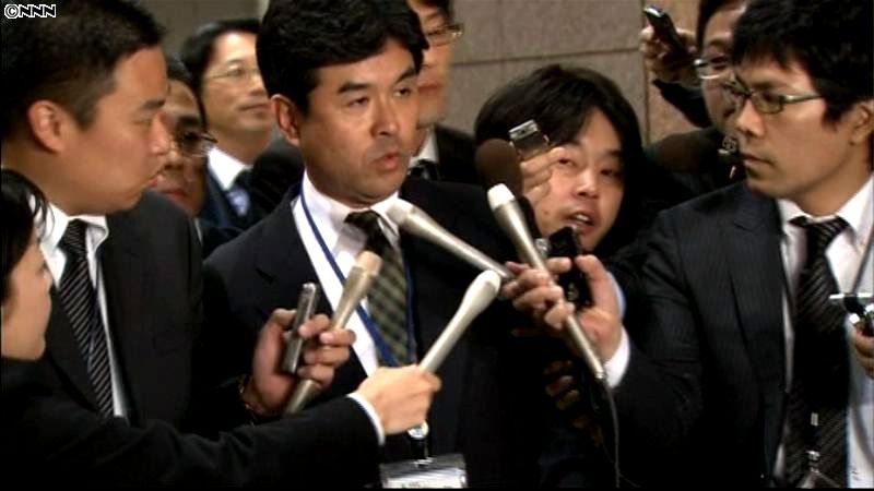 防衛相「弁解の余地なし」田中局長を更迭