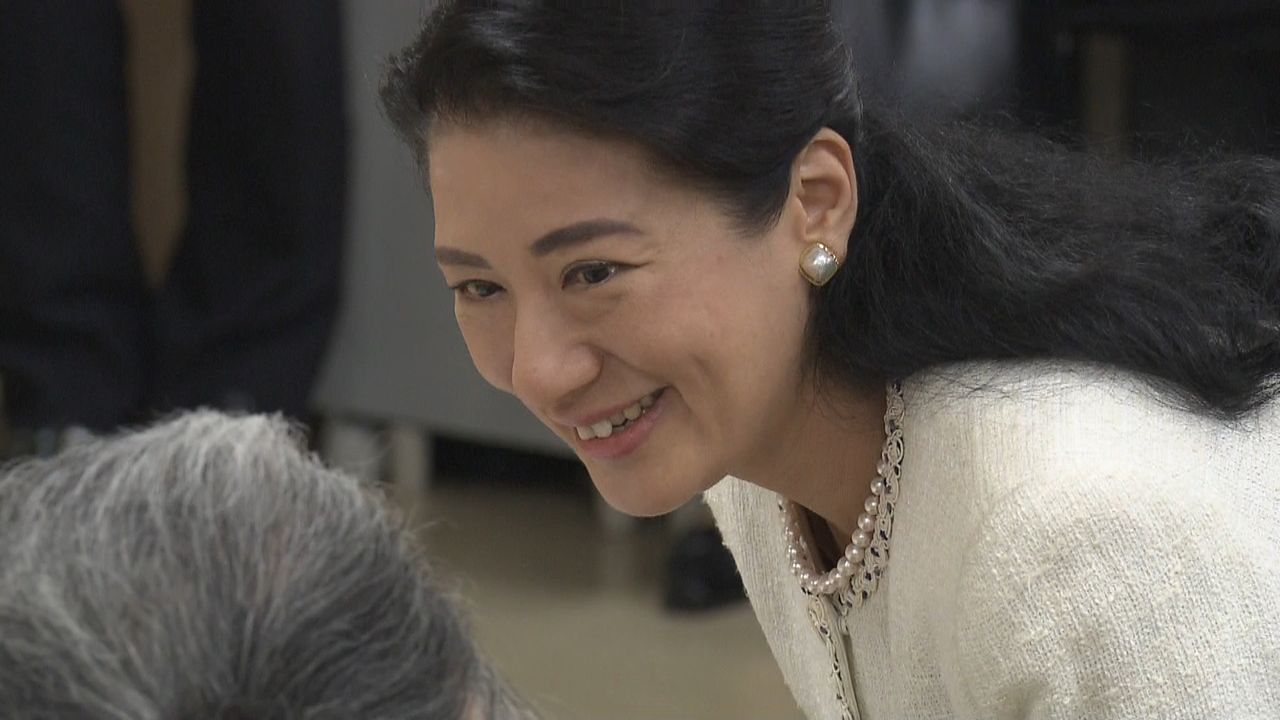 雅子さま、１３年ぶりに高齢者施設を訪問（2016年9月21日掲載）｜日テレNEWS NNN