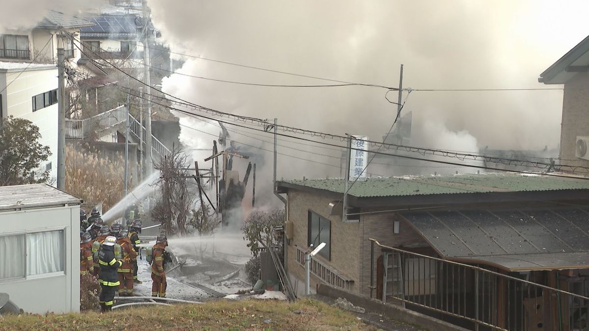 ＜家族4人がやけど＞仙台市宮城野区で住宅1棟”全焼”　4人の命に別条なし