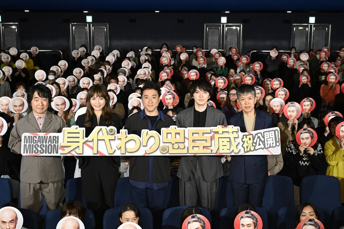 イベントに登壇した（左から）本多力さん、川口春奈さん、ムロツヨシさん、林遣都さん、河合勇人監督