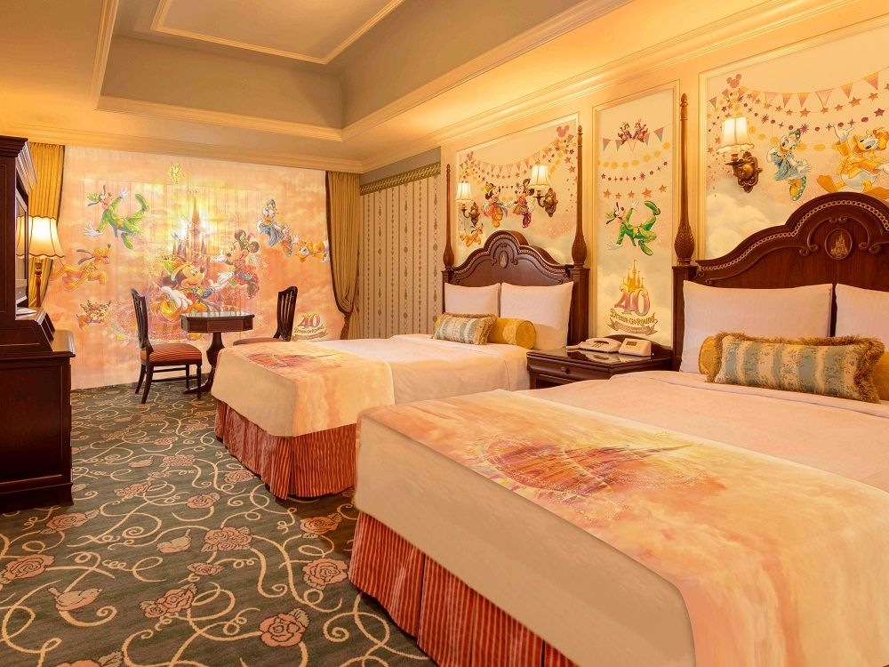 【新品未開封】ディズニーランドホテル宿泊者限定 40周年ルーム　ポーチ4個セット