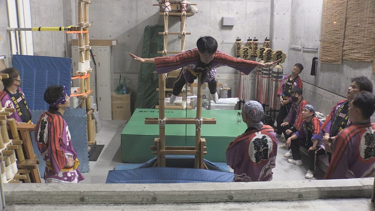 江戸時代の火消しの技伝える「つるが鳶」保存会が発足 若い世代に継承へ練習開始