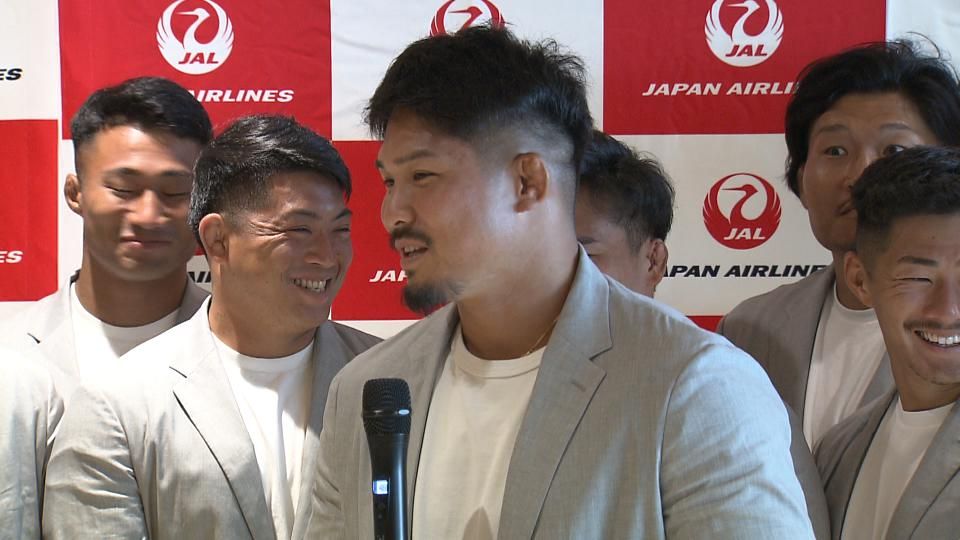 【ラグビー日本代表】主将・姫野和樹が明かす飛行機での“意外な”戦い　計36選手が出国