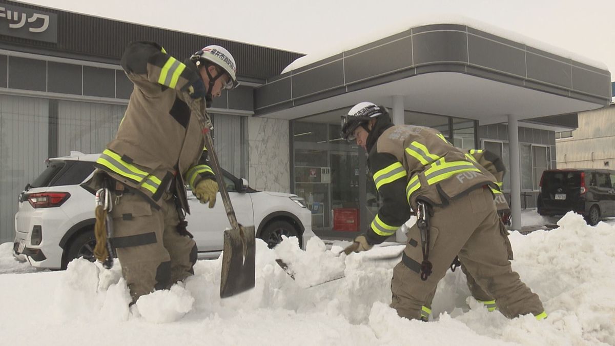 あすにかけ山地を中心に大雪に　終わらぬ雪かきの日々…もう勘弁　消防「消火栓の除雪にも協力を」