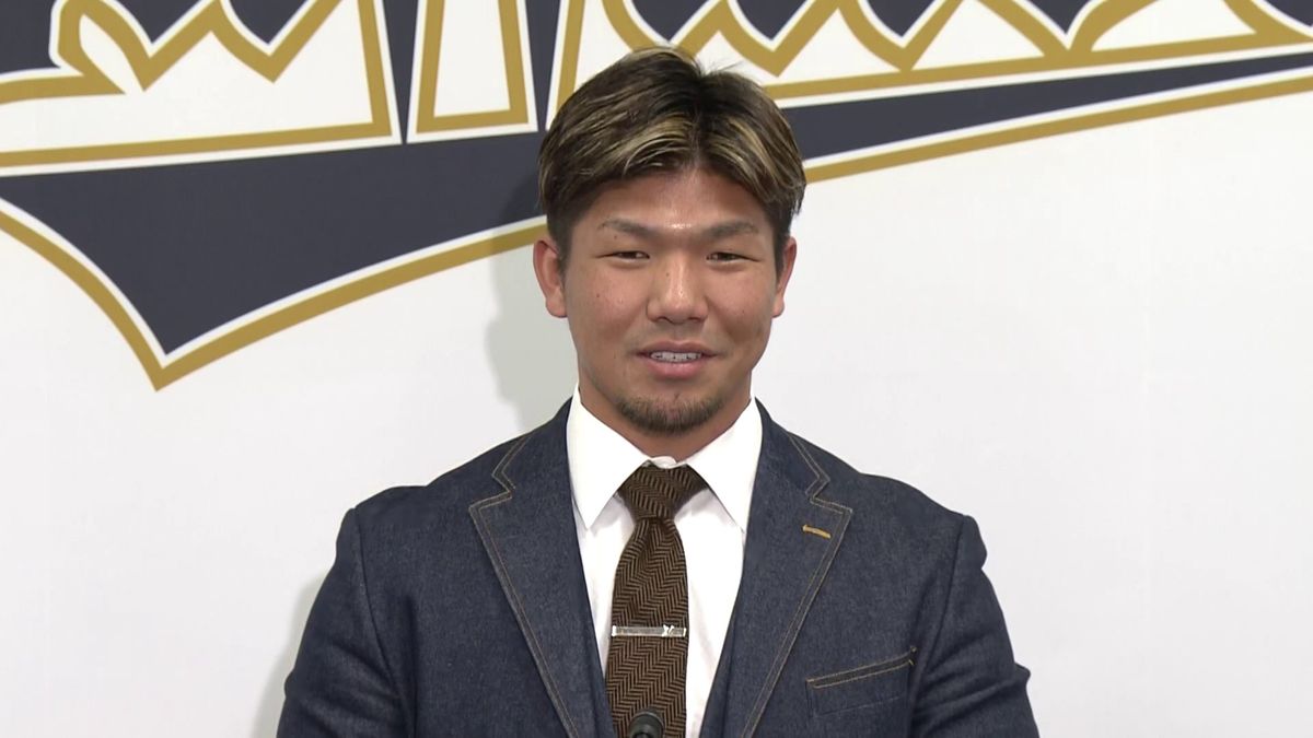 【オリックス】頓宮裕真が8800万円で契約更改「ホームランにこだわって頑張りたい」　高級腕時計は森友哉からのプレゼント