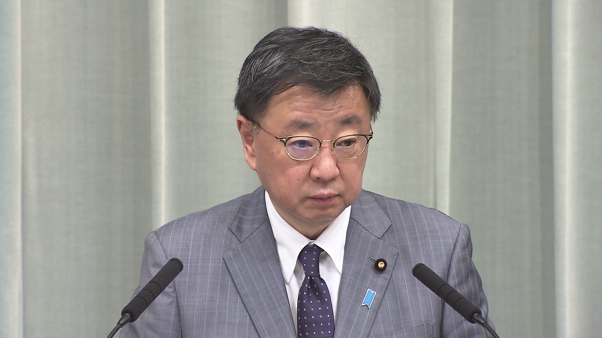 「中露の結束は揺るぎない」松野官房長官、会見で