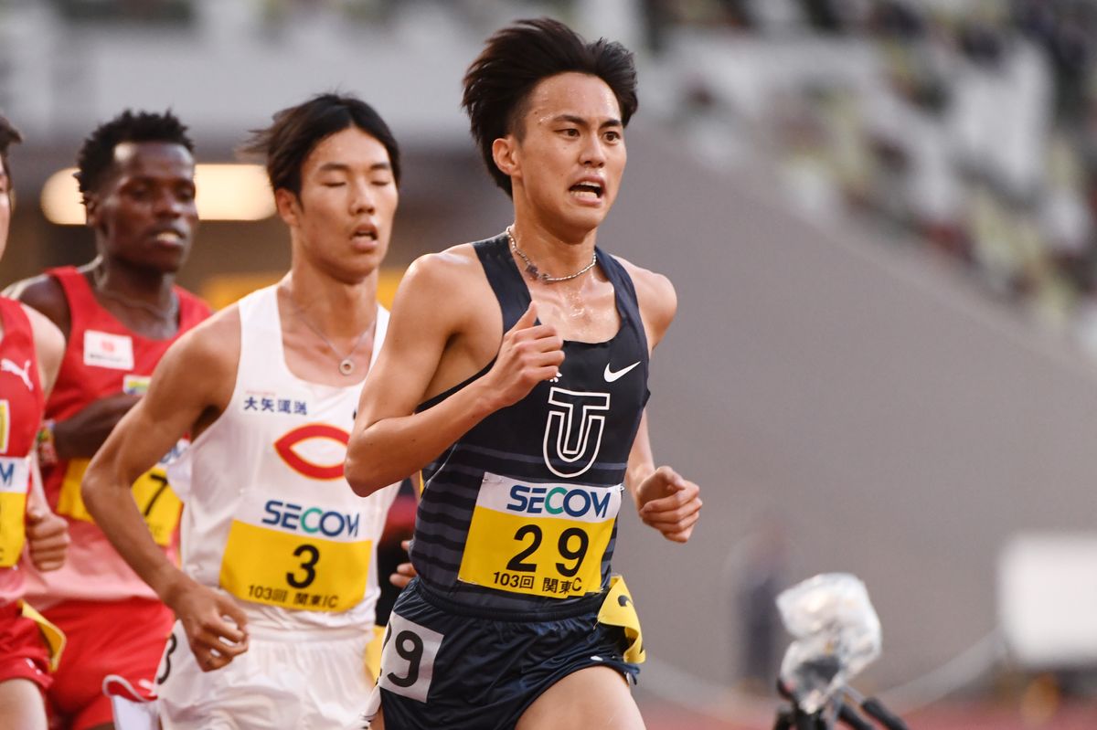 5月の関東インカレで力走する東洋大の石田洸介選手(写真：アフロ)