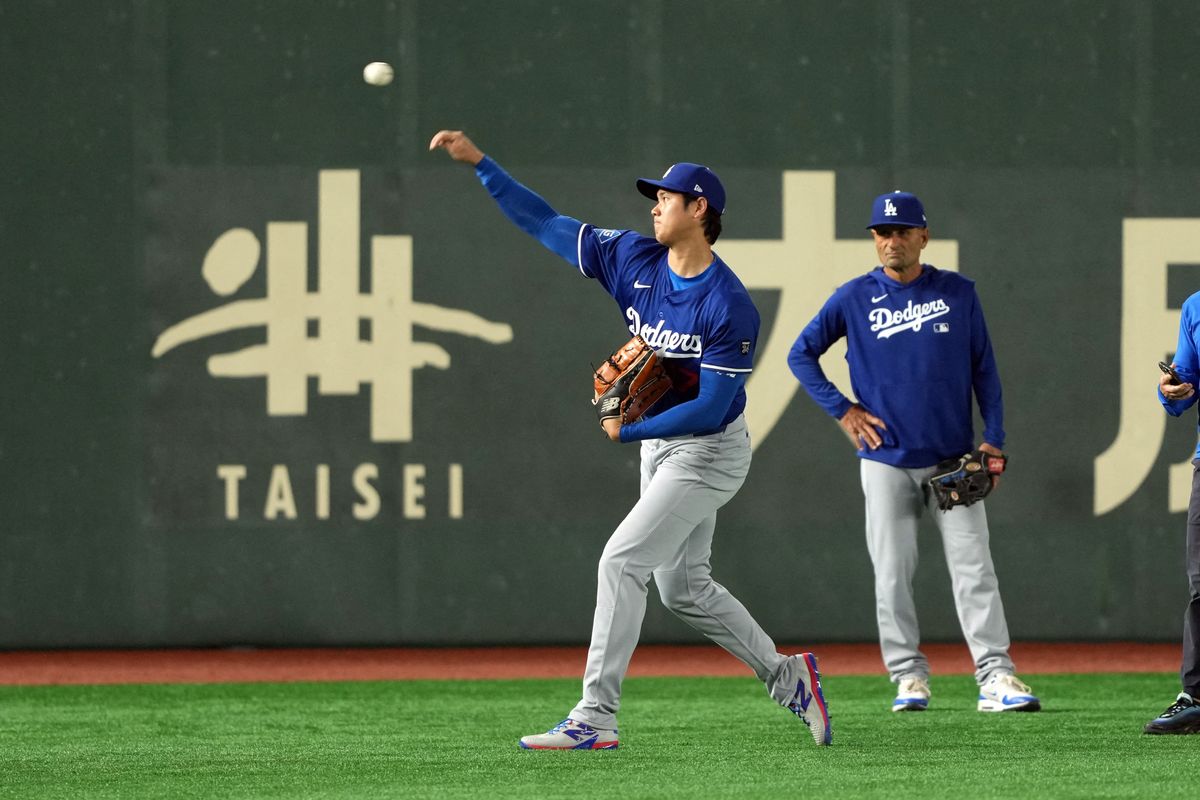 大谷翔平　試合前練習は“キャッチボール15分”　ロバーツ監督も状態確認