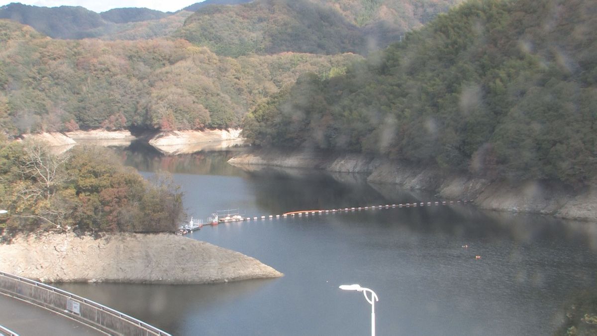 石手川ダム（11月15日撮影）