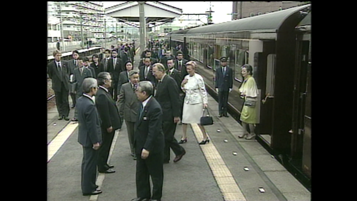 1996（平成8）10月 栃木・小山駅　ベルギー・アルベール国王夫妻と上皇ご夫妻