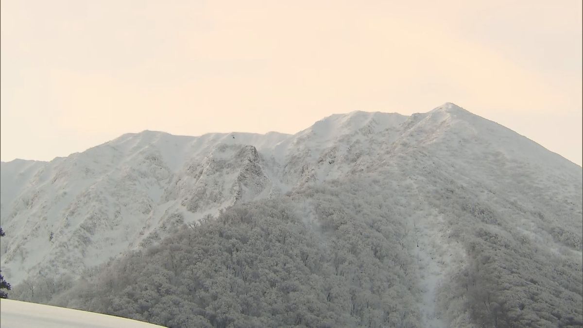 大山で女性が遭難　1人で登山中に6～7合目付近で滑落　24日までの積雪は約2.5メートル　警察などが救助準備進める　鳥取県大山町