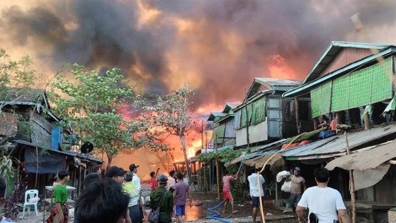 国軍が空爆、子ども含む市民40人死亡　ミャンマー