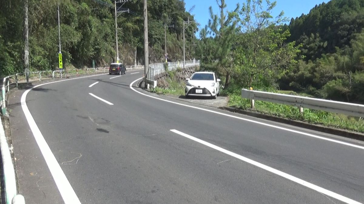 鹿児島市で車同士が正面衝突　女性(77)が意識不明の重体