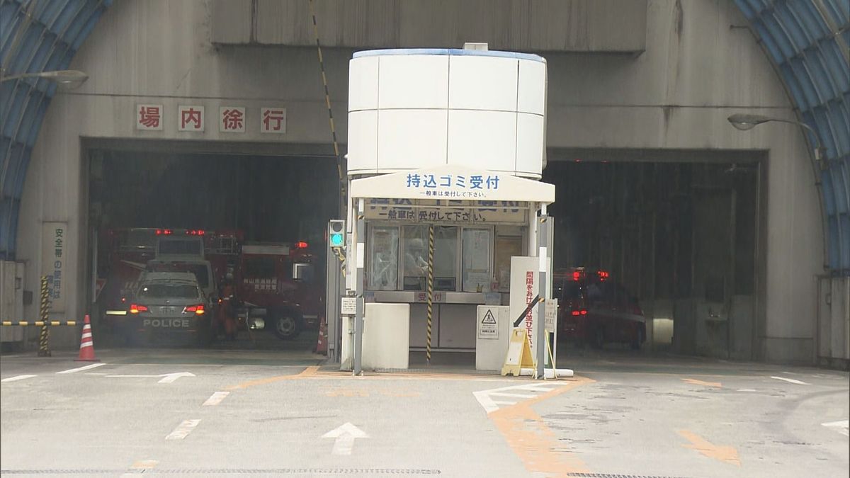 クリーンセンターで作業中のごみ収集車がバランス崩し５ｍ転落 男性救出されるも死亡確認 