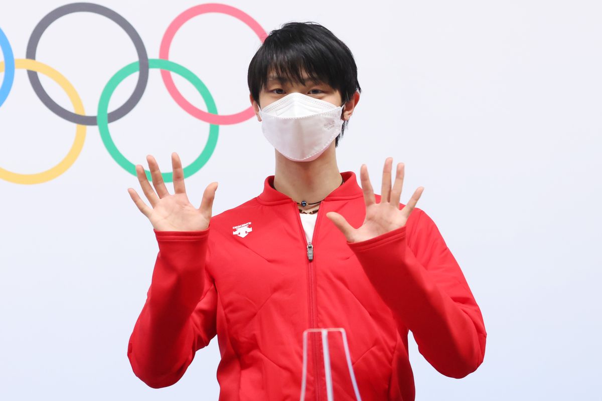 羽生結弦 “密ができるため” 記者会見で対応　挙手して自身の思い明かす「気持ちのいいリンクでした」