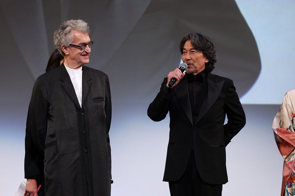 役所広司、ドイツの巨匠ヴィム・ヴェンダース監督と東京国際映画祭で再会
