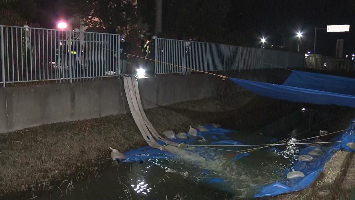 【速報】道路陥没　依然運転手の救助難航　川への下水の緊急放流開始