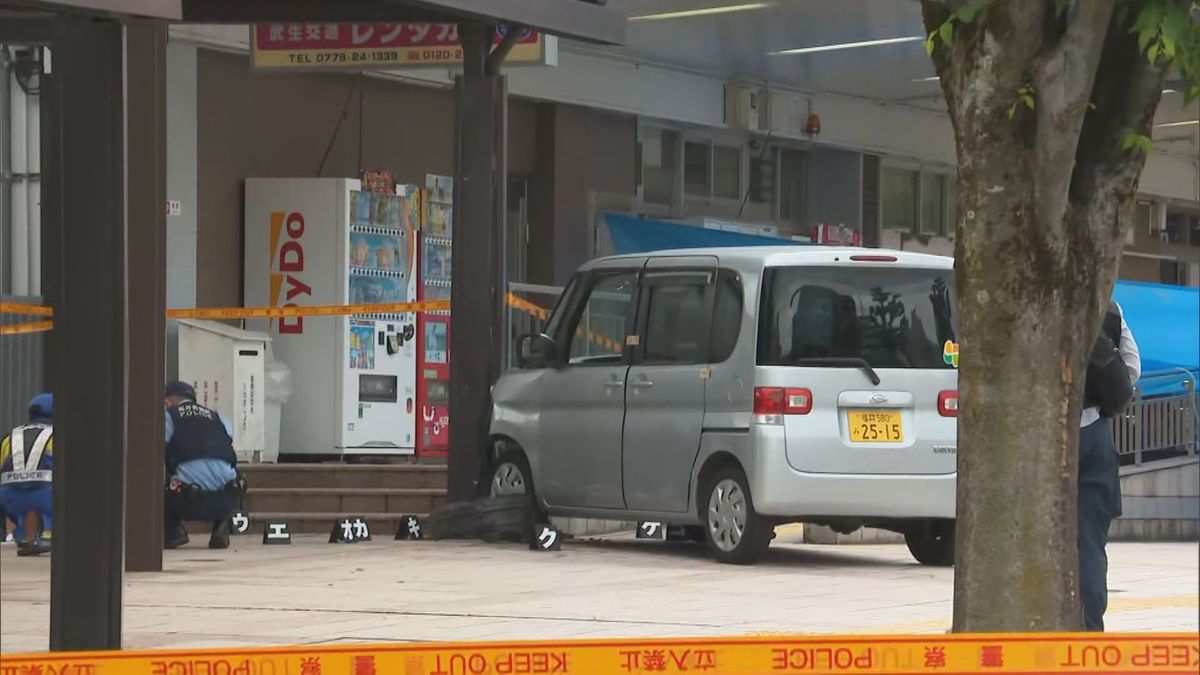 事件現場=15日午前11時ごろ・ハピラインふくい武生駅