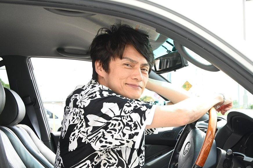 松村雄基　歴代の愛車を襲った数々の“災難エピソード”明かす　車に「犬小屋が刺さった！」