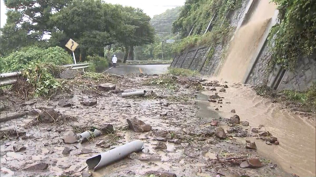 大雨影響で採石場の土砂流出　小田原市