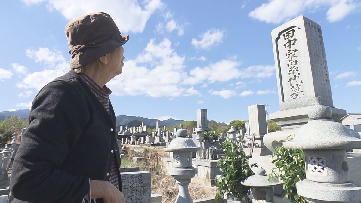 昭和南海地震で亡くした親友の墓参りを今でも欠かさない女性