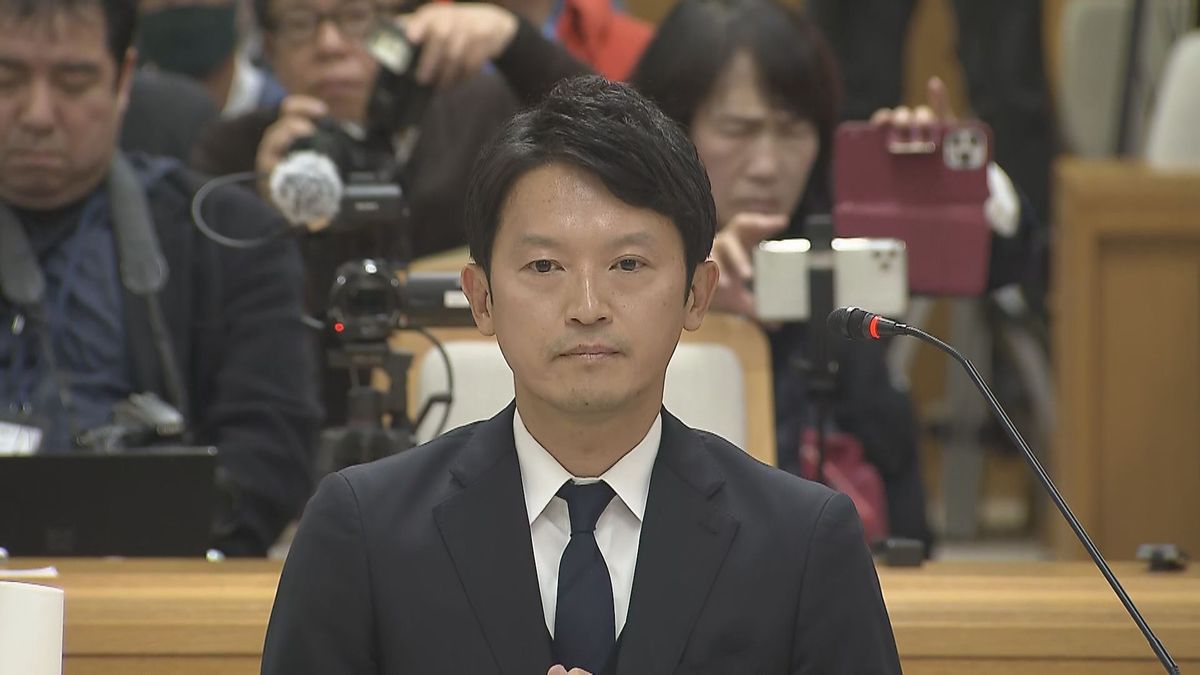 百条委員会に出席した斎藤元彦知事（去年12月）