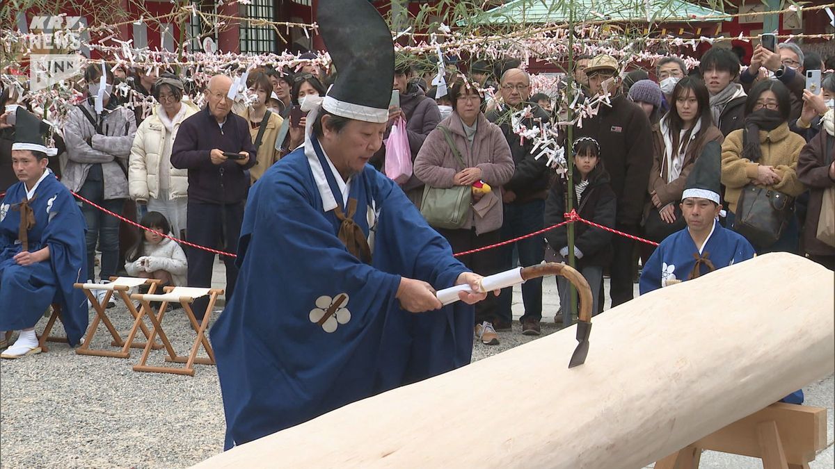 ことし1年の工事の安全を祈って…防府天満宮で釿始式　