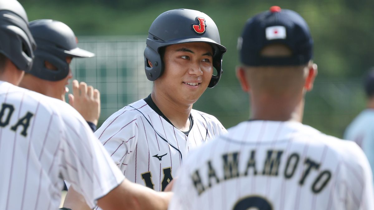 侍ジャパンU-18の徳丸快晴選手(写真：日刊スポーツ/アフロ)