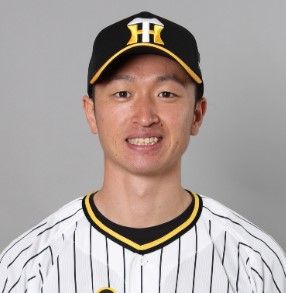「守備範囲どうなってんの？」　阪神・近本光司がノーアウト1塁2塁のピンチを救うダイビングキャッチ