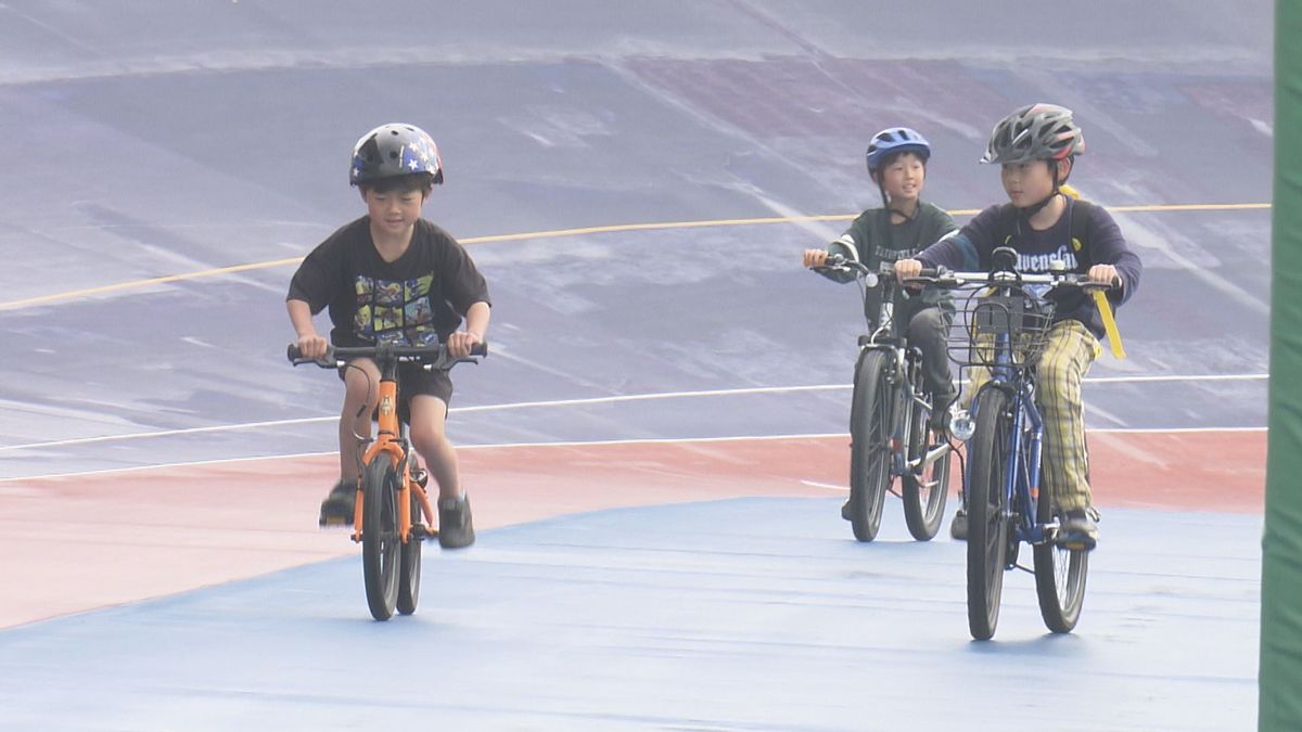 【愛媛県】競輪場を開放 自転車に親しむイベント