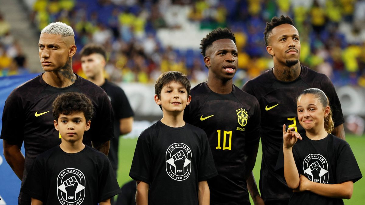 史上初の黒ユニで人種差別に強く反対　FIFAフェアプレー賞ブラジル代表が受賞