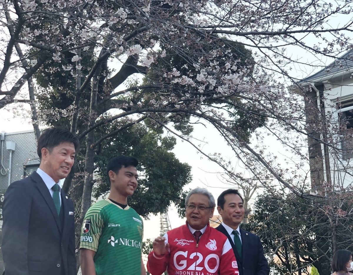 東京ヴェルディの新戦力はSNSフォロワー数300万人の人気選手　“桜の下で”活躍誓う