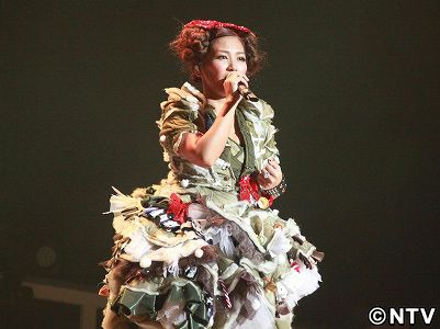 ＭＩＮＭＩ、ステージで第３子妊娠を発表！