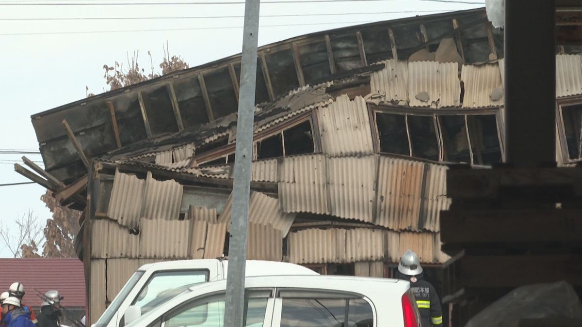 山辺・1人死亡火災続報…出火当時薪ストーブ使用、火元となった可能性も