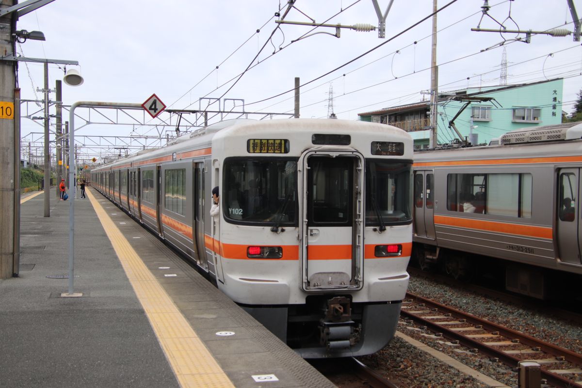 雨で見合わせ　東海道線が運転再開（静岡３日午後5時56分）