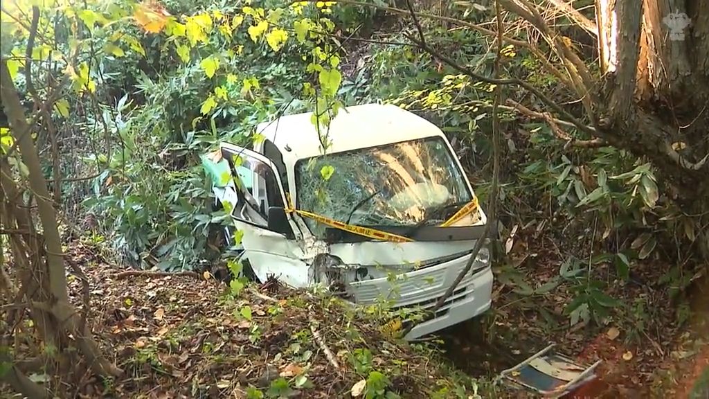 軽トラックが7.3メートル下に転落　89歳の男性死亡　青森県大鰐町