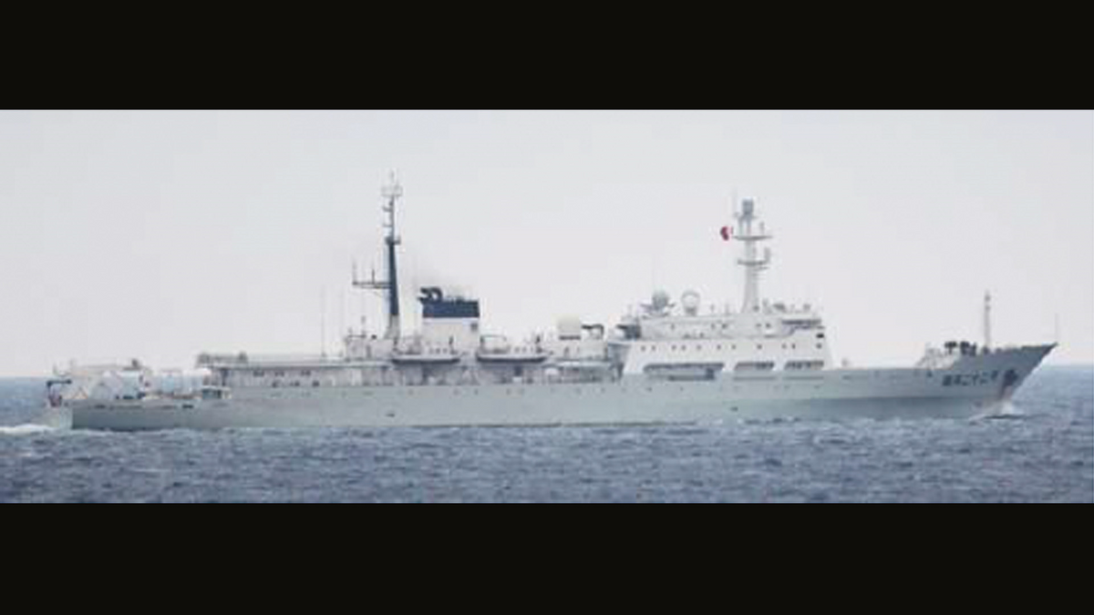 中国海軍の艦艇が領海侵入　日本が中国へ抗議