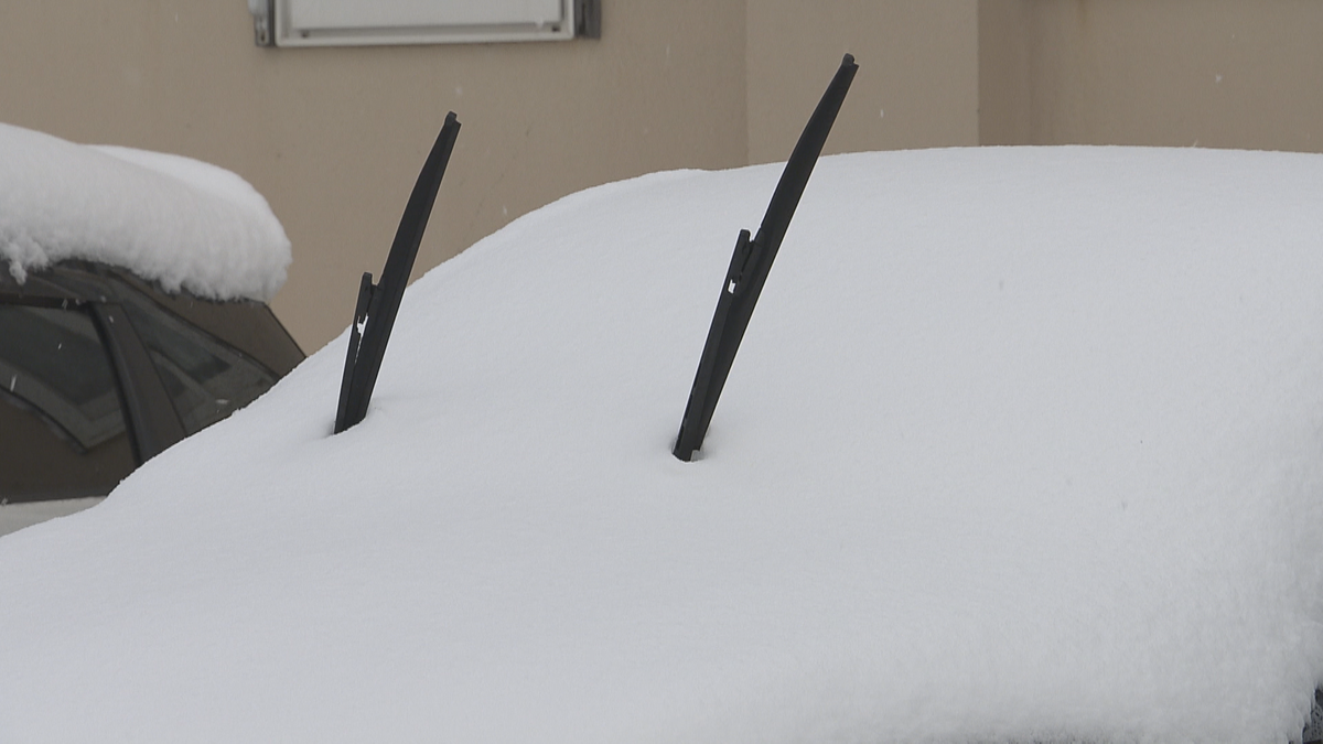 「今月いっぱいだけは…」夜に降った雪で青森市の積雪は再び120センチに　さらに10日遅くから“大雪に警戒”