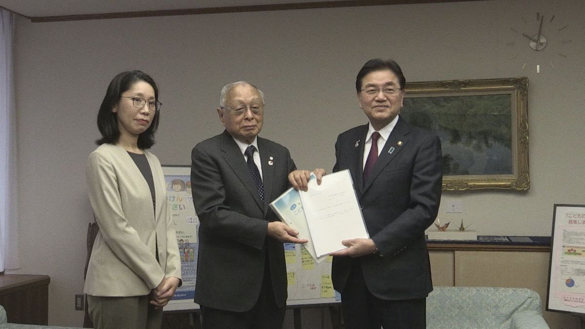 子どもの権利の尊重を　福井市が条例の制定目指す　こども専門分科会が市長に案提出　3月市会を経て、来年度施行へ