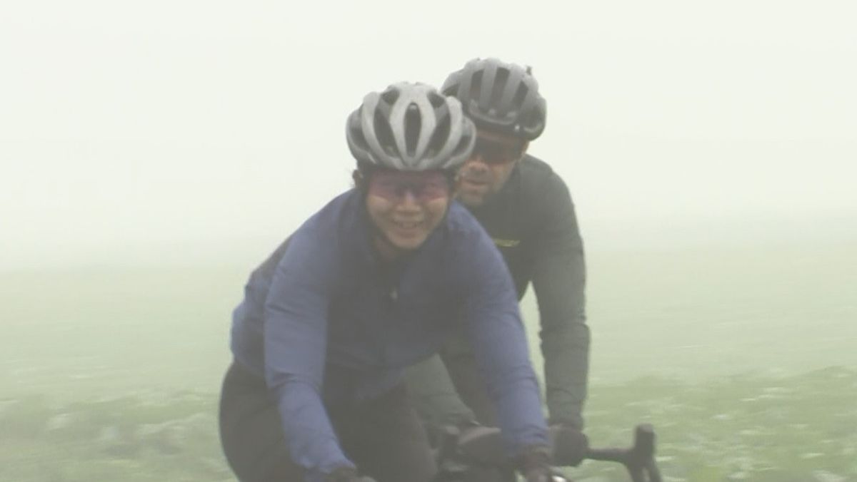 五輪金・高木美帆　恩師と霧の中を自転車で大激走　スケート以外にやりたいことは「南の島に行きたい」