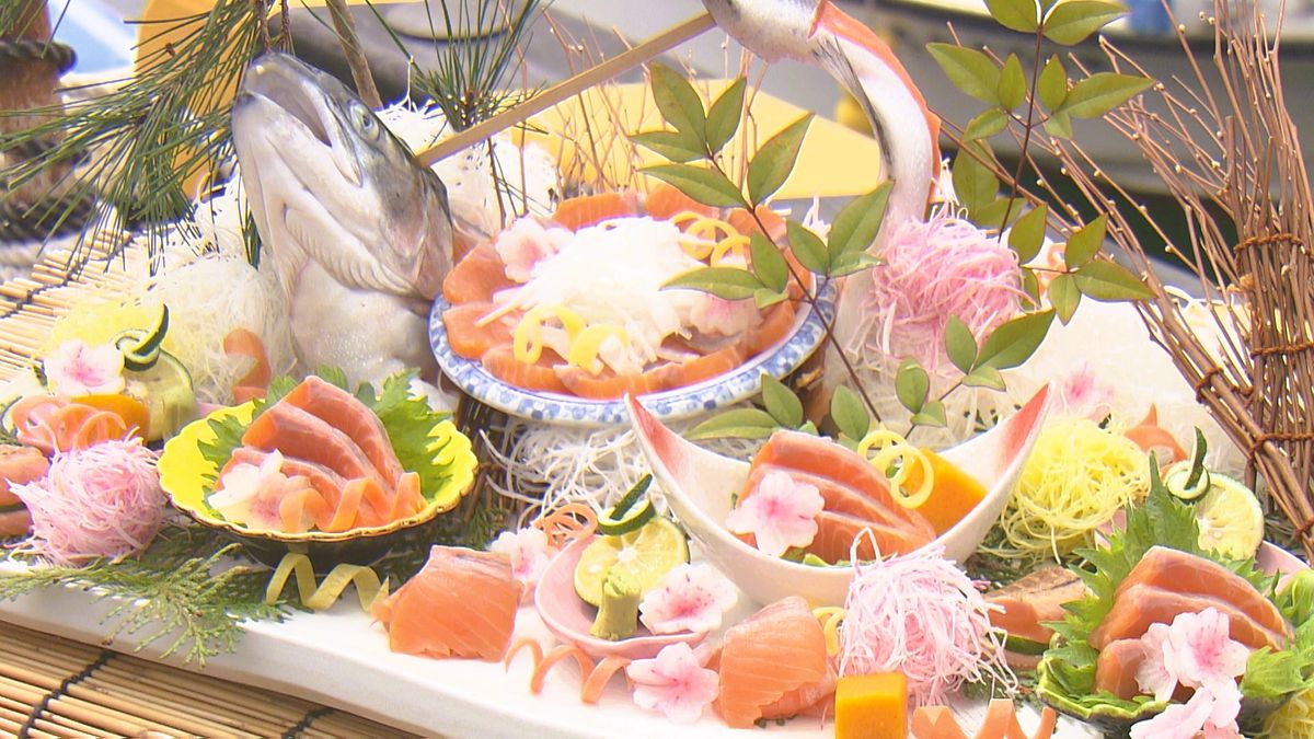 程よい脂であっさり「橘湾夕焼けサーモン」赤潮被害受けたサバの ”代替魚”として養殖に成功《長崎》