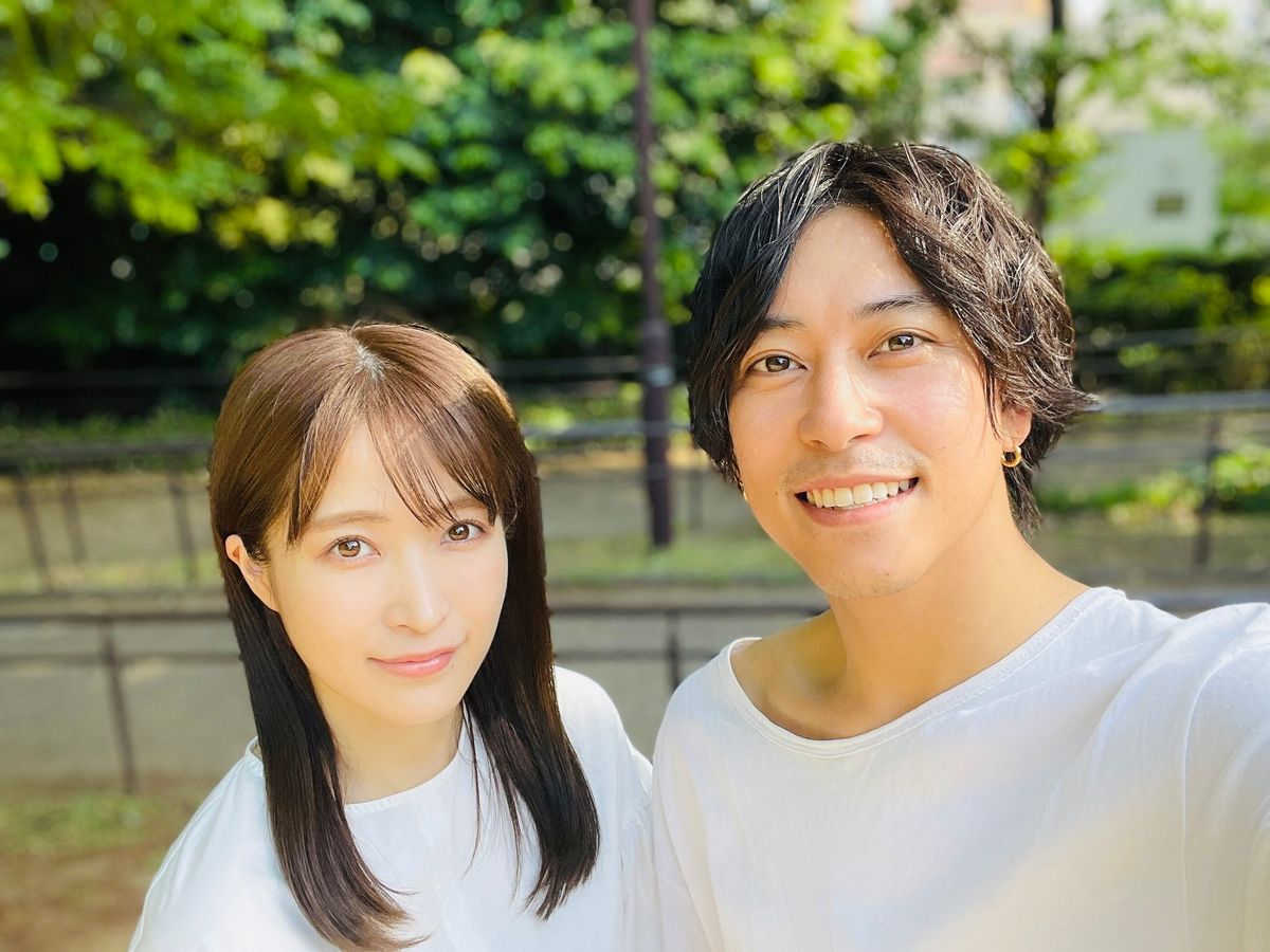 結婚を発表した佐野岳さんと沢口けいこさん（佐野岳さんの公式ツイッターより）