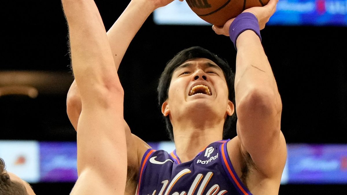 【NBA】渡邊雄太が2試合ぶり出場で2得点　チームメートは「真のプロフェッショナルでハードワーカー」と評価