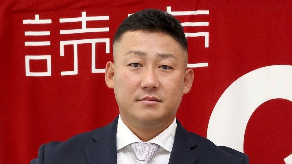 巨人・中田翔が3年契約、来季年俸3億円でサイン　自主トレでは秋広に対し「今年は米12合食べさせようかな」